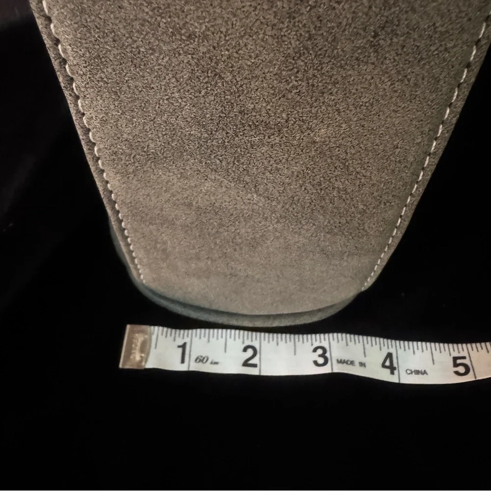 Kiss Lock Faux Suede Tote Purse - Picture 9 of 9